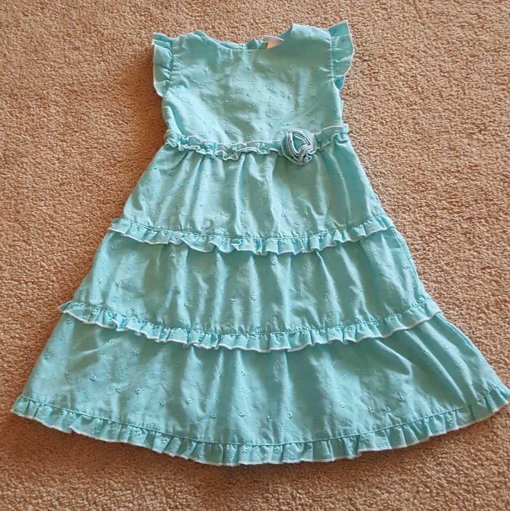 📣 SALE!! Girl’s dress
